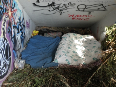 58,60 LB - sdlo bezdomovc pod Barrandovskm mostem
